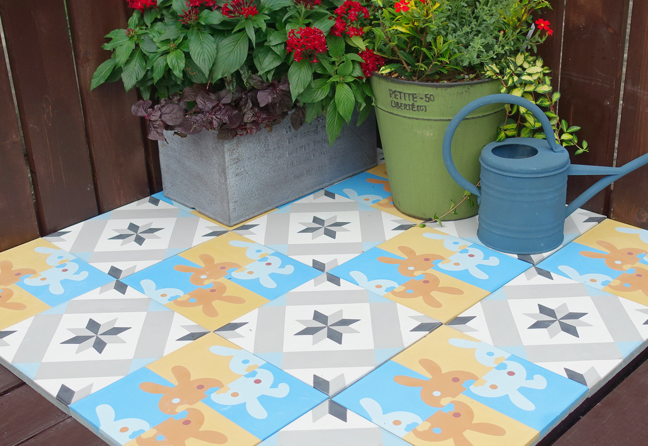 ヨーロピアンセメントタイル スクエア EC-S24.2 200角 セメント平板 かわいいタイル 高品質，格安 ヨーロピアンセメントタイル スクエア EC-S24.2 200角